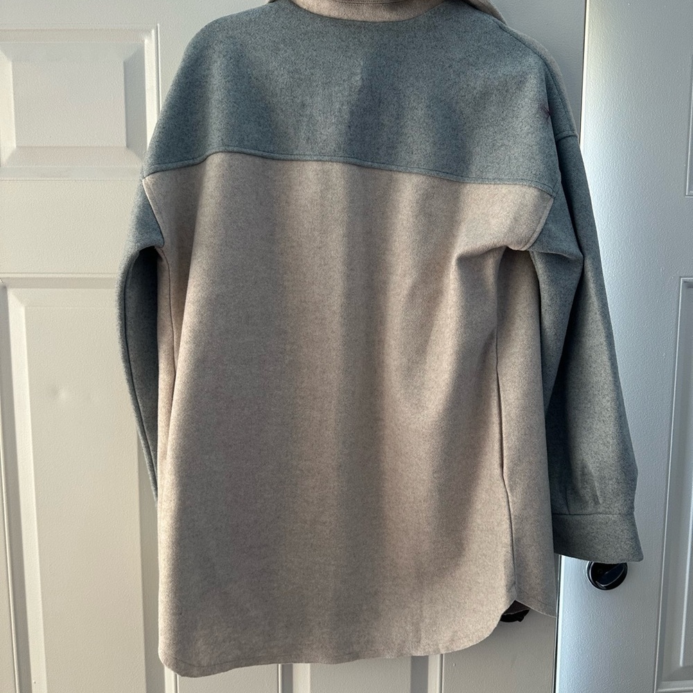 Color Block Shacket/Button Down - Picture 3 of 3